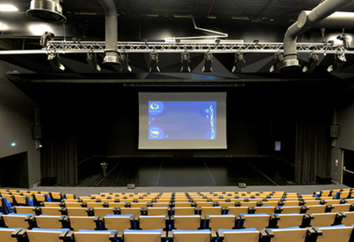 charles-peguy-lycee-general-technologique-agricole-auditorium